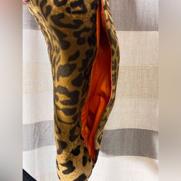 Nine West Cheetah print shoulder bag soft fabric with orange nylon lining 2 pots - Picture 5 of 7